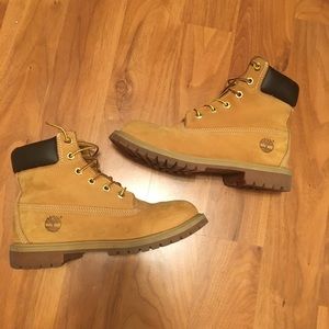 Timberland boots- classic wheat tan