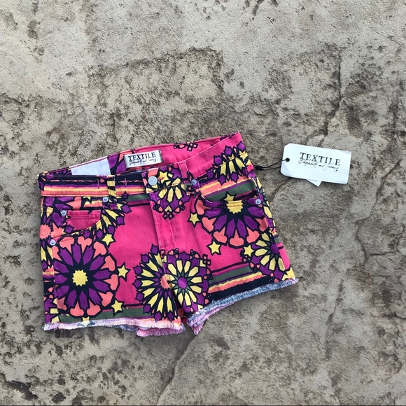 Elizabeth and James Pants - Elizabeth & James Floral Ruby Shorts