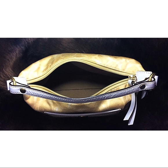 Coach Logo Print Brass Cream Tan Sand Beige White Cloth Fabric Mini Zip Hand Bag - Picture 3 of 8