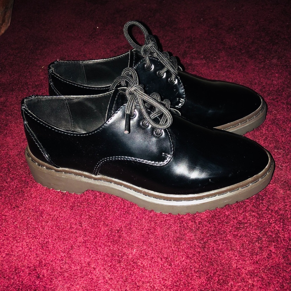 Women’s Zara Oxfords/Brouges