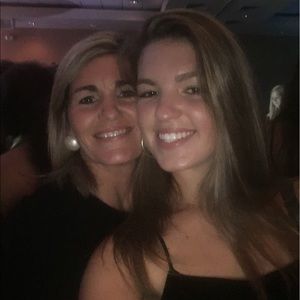 Meet your Posher, Christine