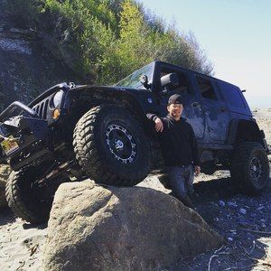 Meet your Posher, Bee