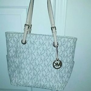 SOLD!!! Michael kors