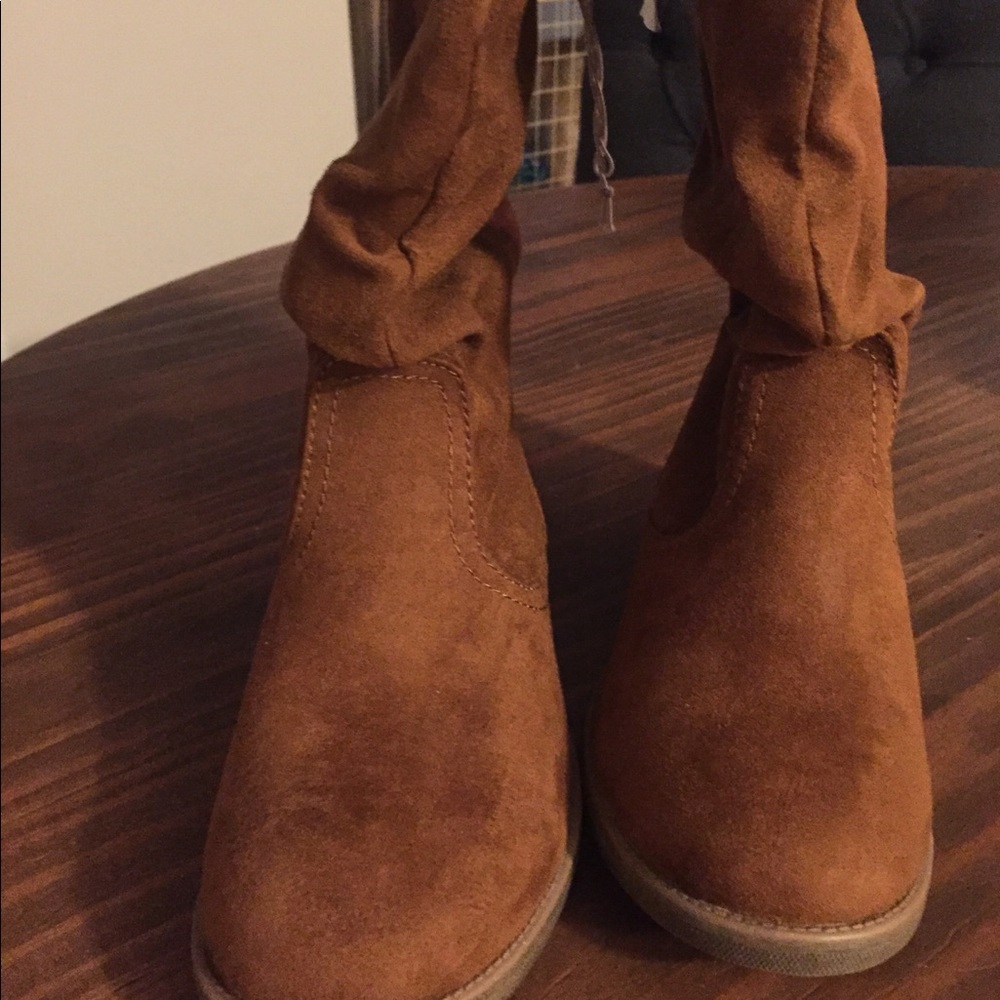 Girls faux suede boots