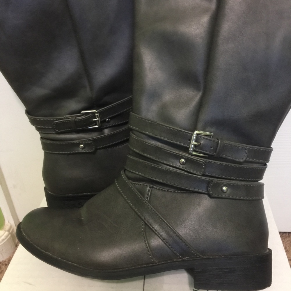 Dark Grey WIDE CALF at the knee boots. Sz 7