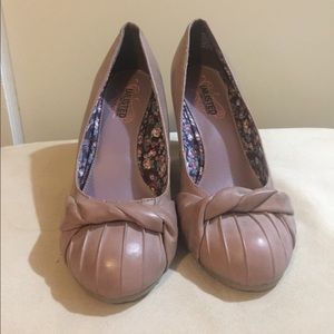 Purple closed toe heels 2.5 inch heel