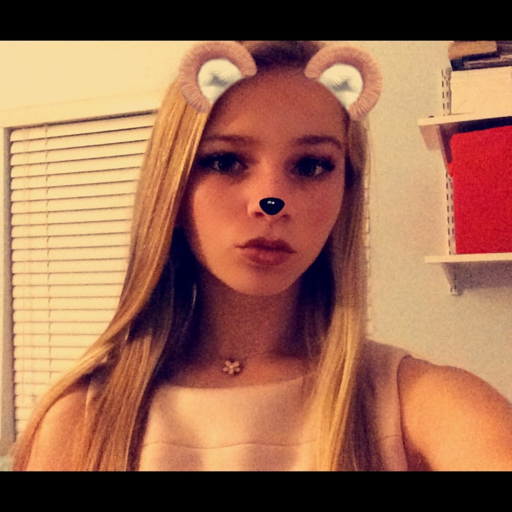 Meet your Posher, Jade