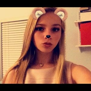 Meet your Posher, Jade