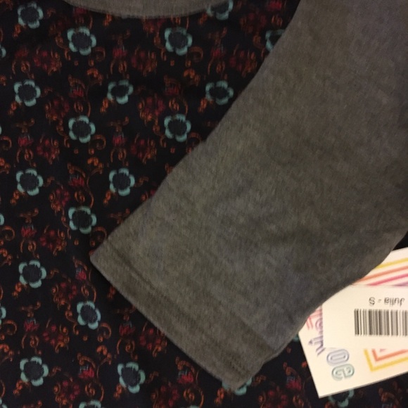 Small Julia! - Picture 2 of 2