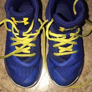 Steph curry kids basketball shoes