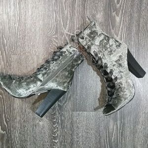 🆕Gray Crush Velvet Peep Toe Lace up Bootie NWOT