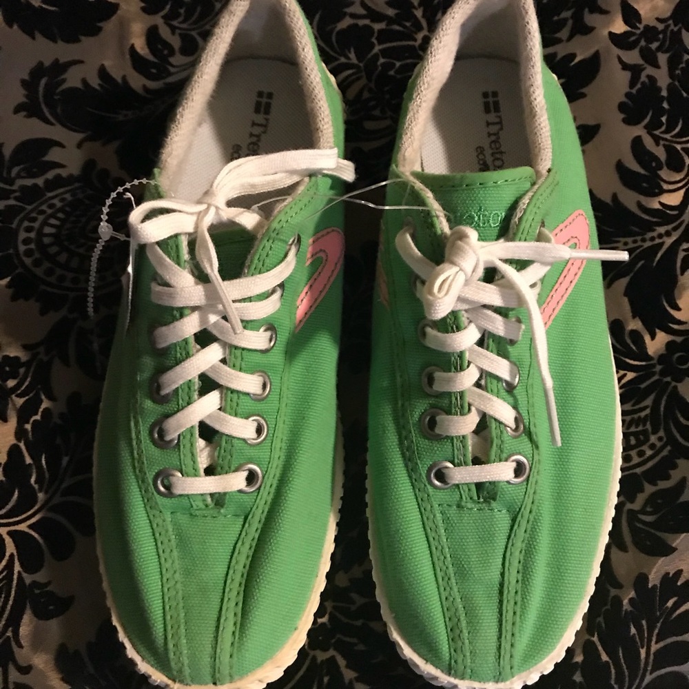 Vintage Tretorn Nylite women’s sneakers 6.5