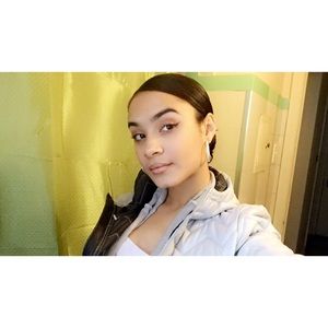 Meet your Posher, Annelis