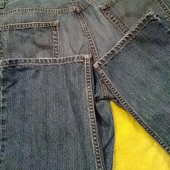 🎊SOLD🎊 Levi's 559 Relaxed Straight Jeans - Picture 7 of 7
