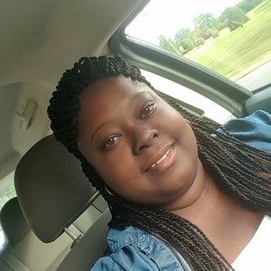 Meet your Posher, Antonia