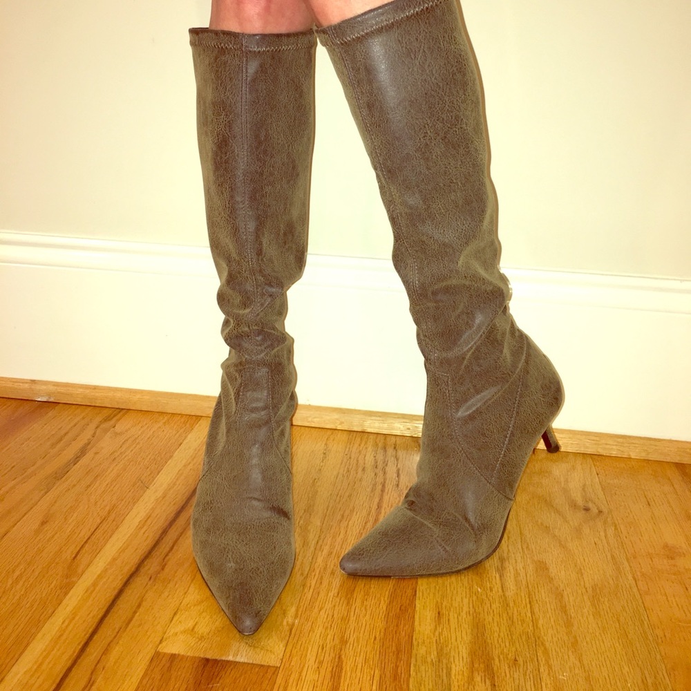 Donald Pliner Couture (made in Italy) leatherboots