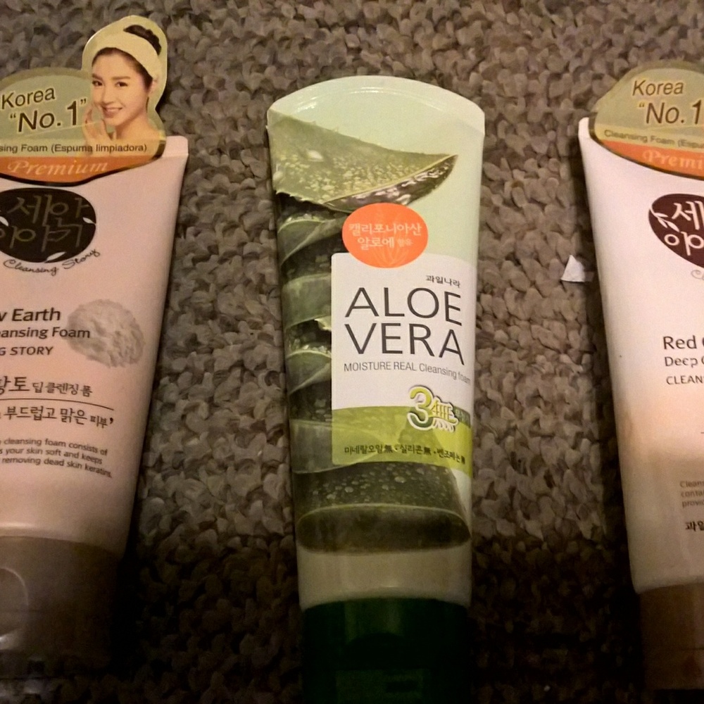 SOLD Korean skincare cleanser bundle!