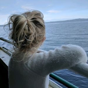 Meet your Posher, Courtney