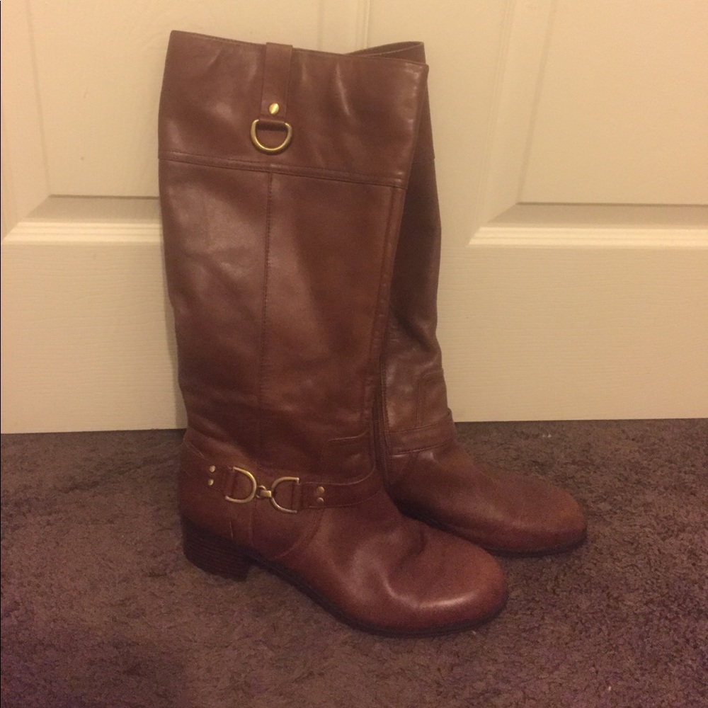 Leather riding boots