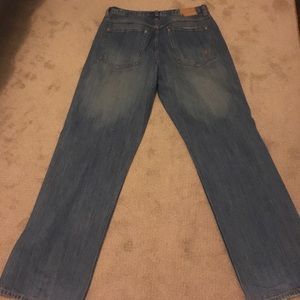 Light blue rocawear jeans 38w 32L