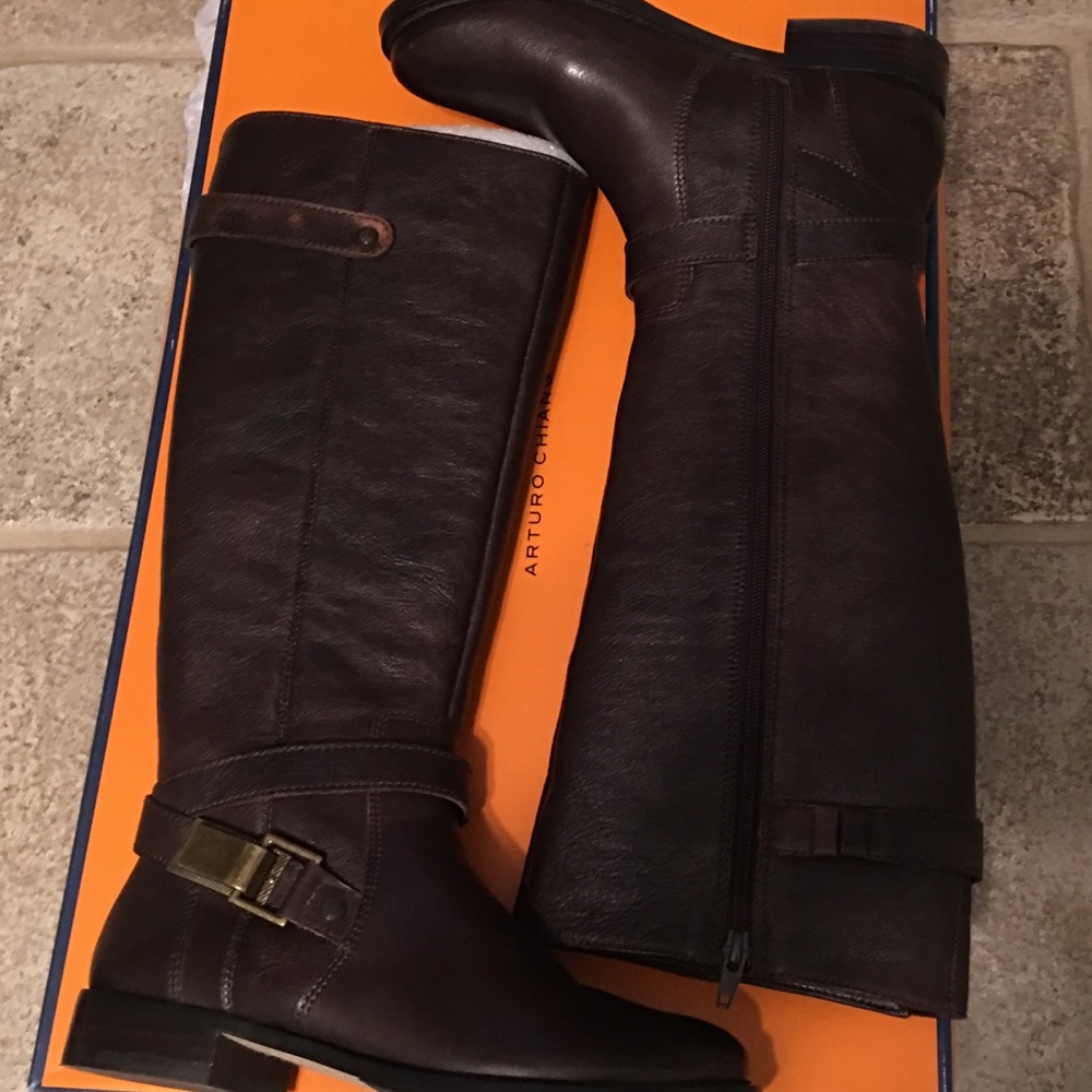 Ridding boots