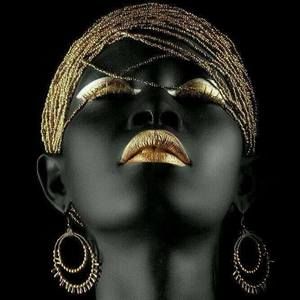 Meet your Posher, Oluwakemi