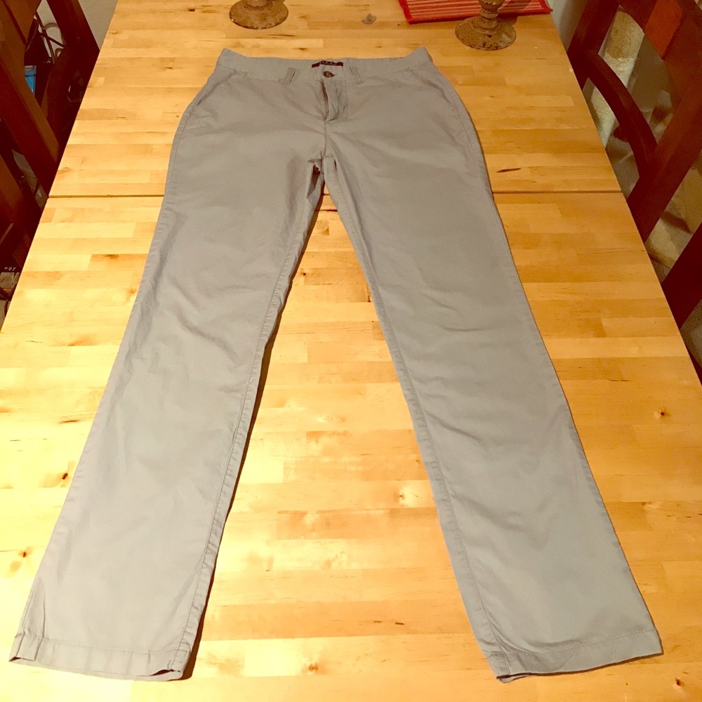 Forever 21 gray skinny pants