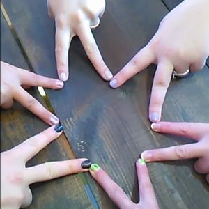 Meet your Posher, Dihia