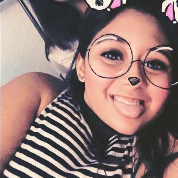 Meet your Posher, Kayley - Picture 1 of 1