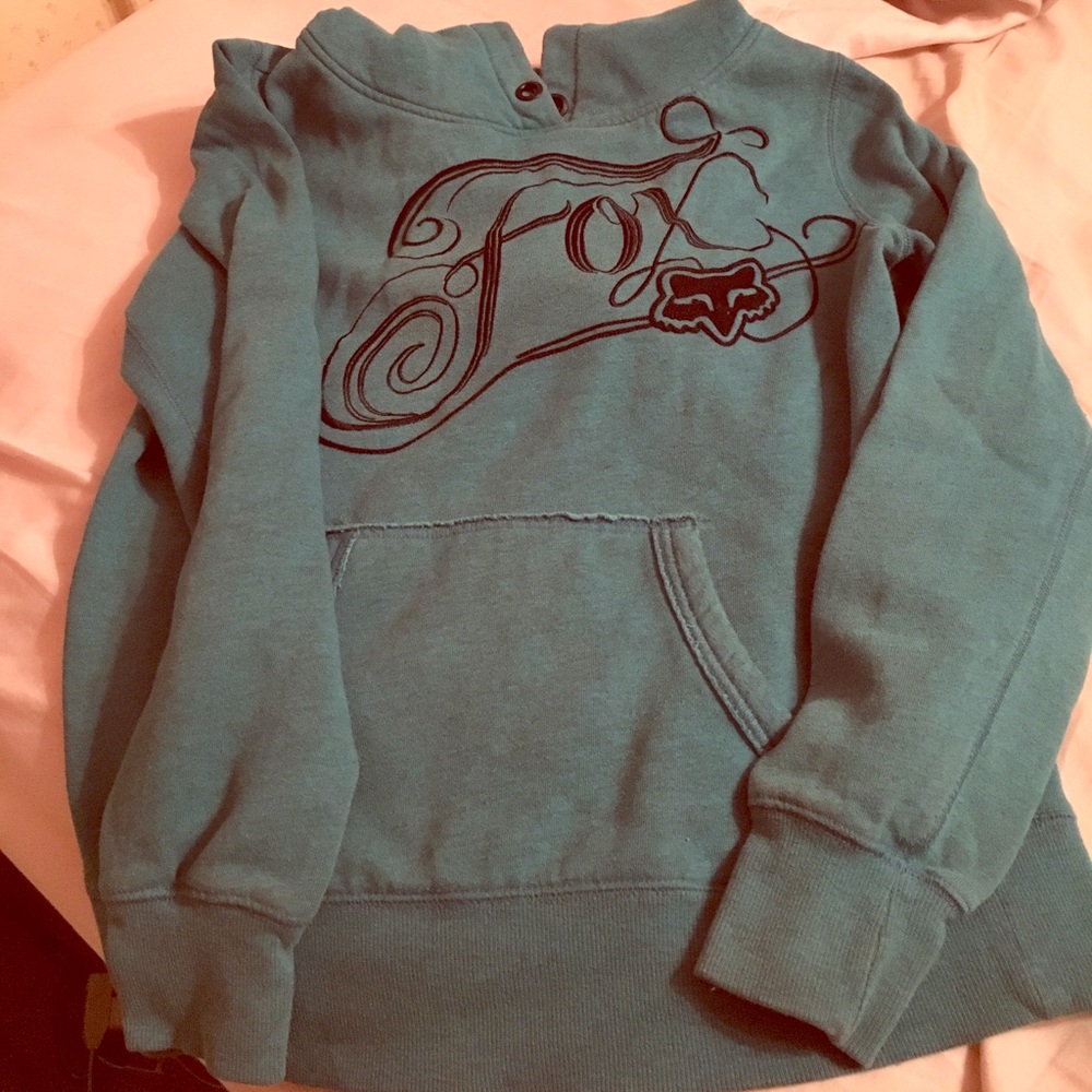 ((Donating soon!!)) Juniors M Fox blue sweatshirt