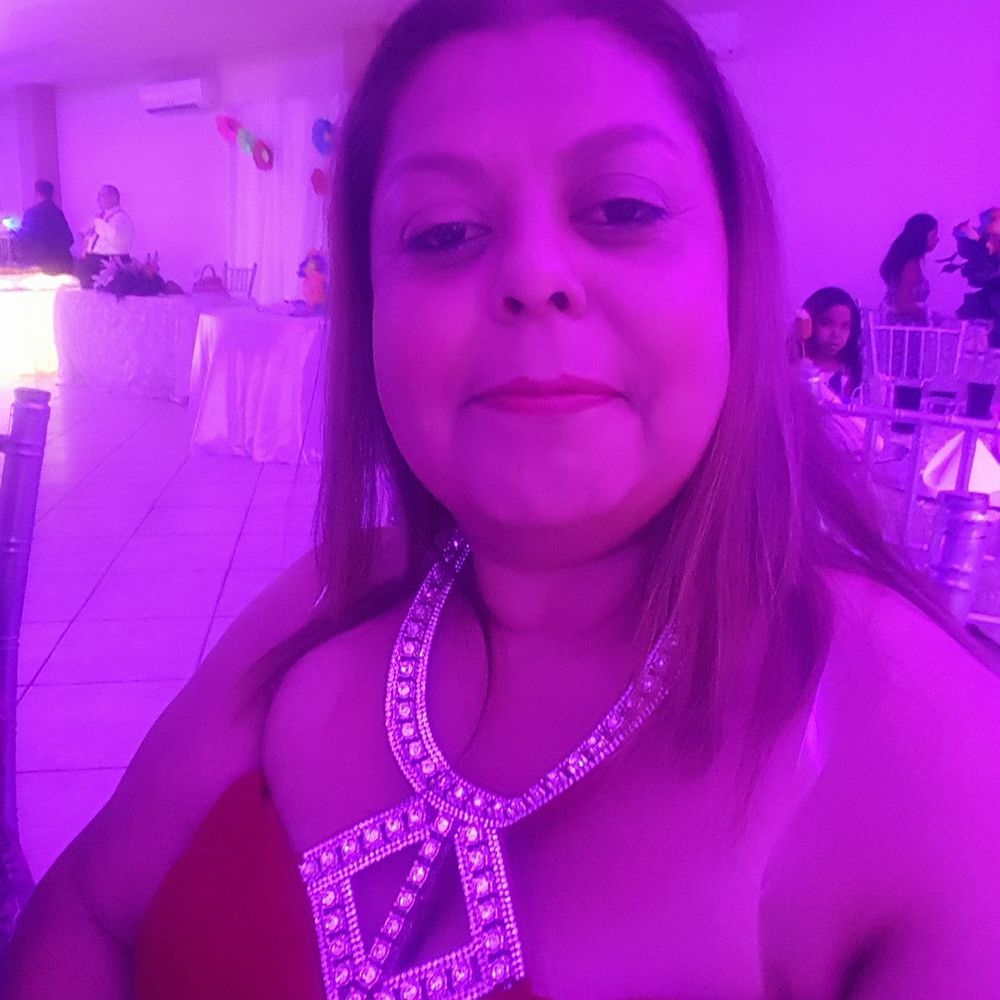 Meet your Posher, Liz