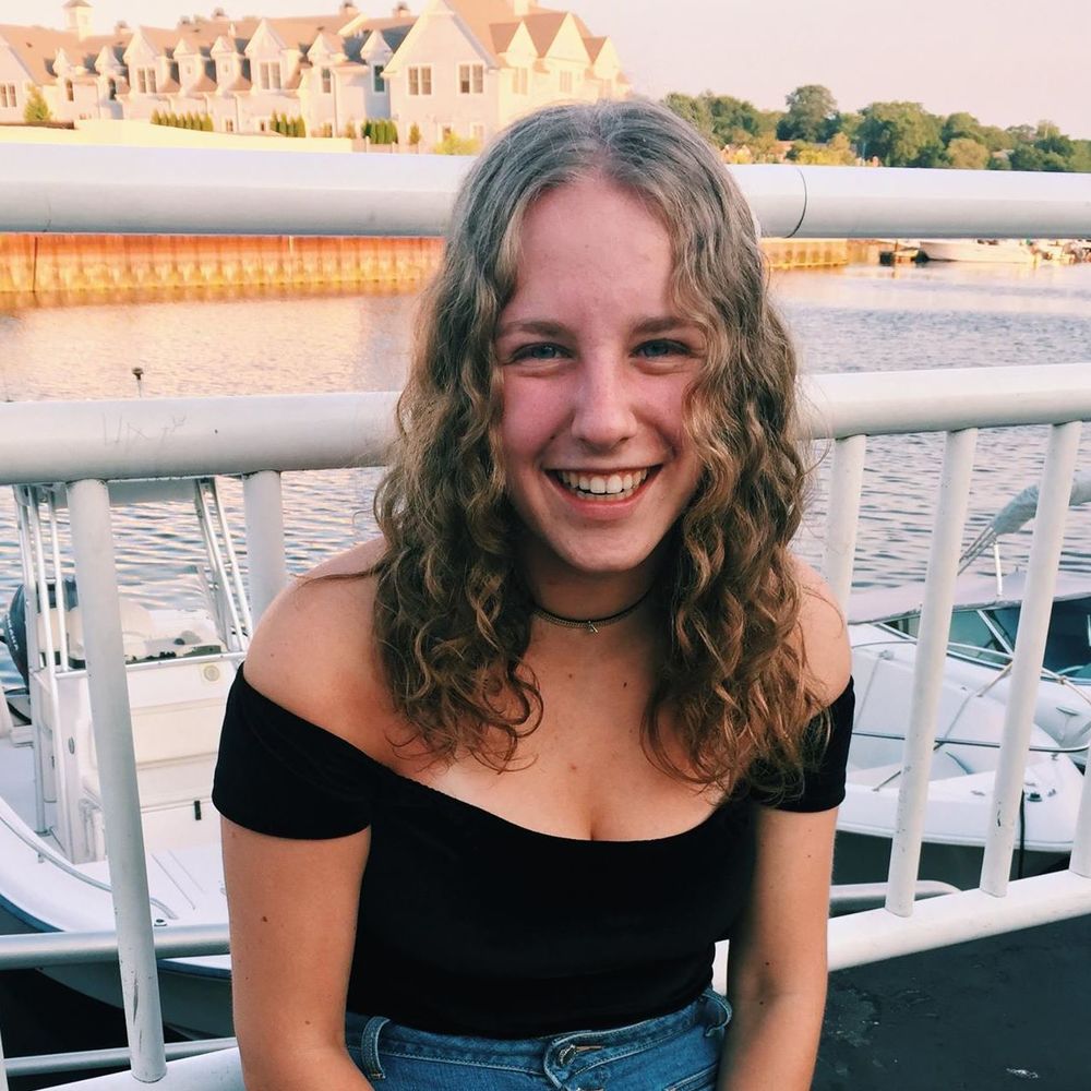 Meet your Posher, Amy