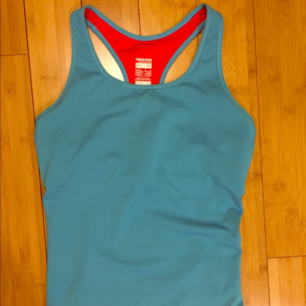 Nike Pro Top