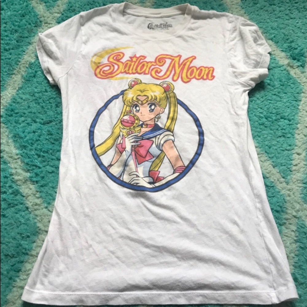 Sailor moon T-shirt