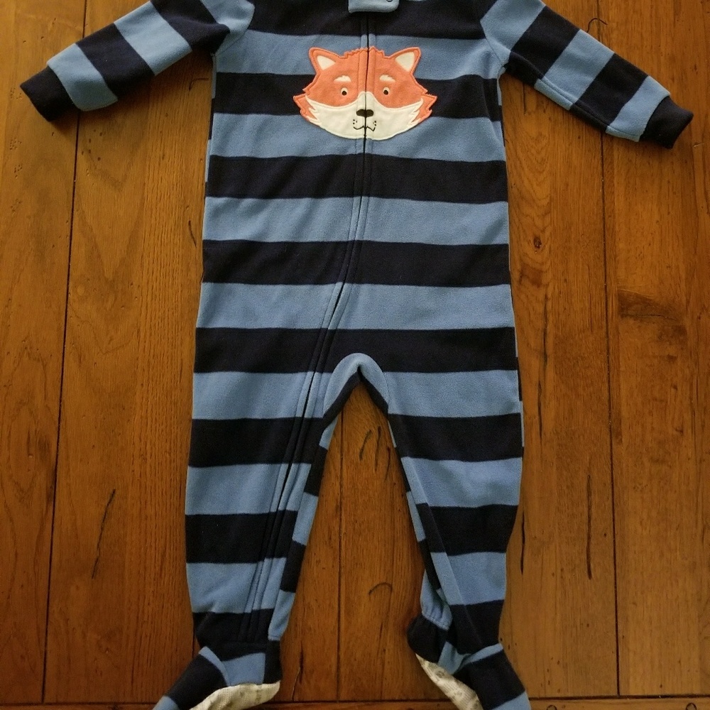 Carter's boys footie pajamas 2T
