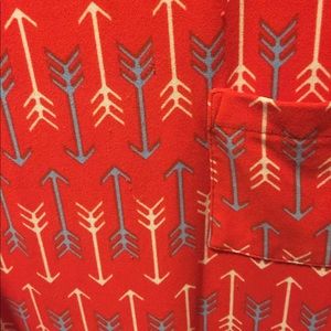 LuLaRoe Carly (S) - Leggings Material!!
