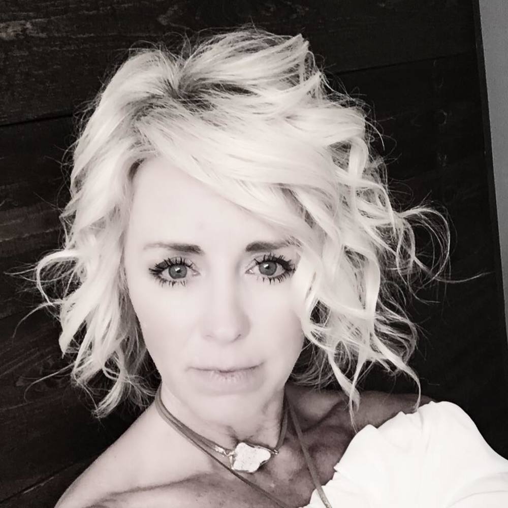 Meet your Posher, Lesli