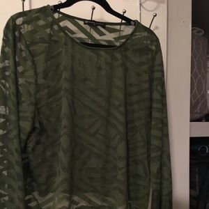 Fashion 2 Figure Green mesh long sleeve top