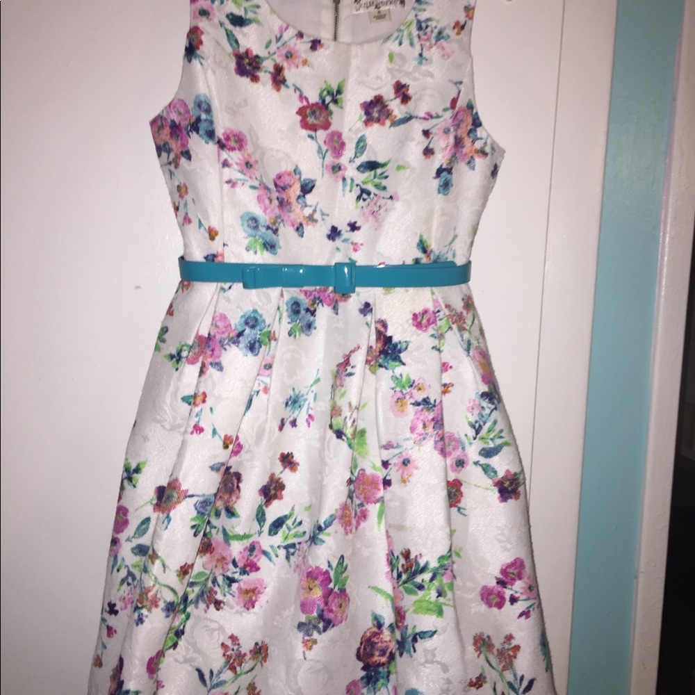 Girls dresses