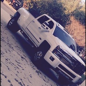 Meet your Posher, Aaron