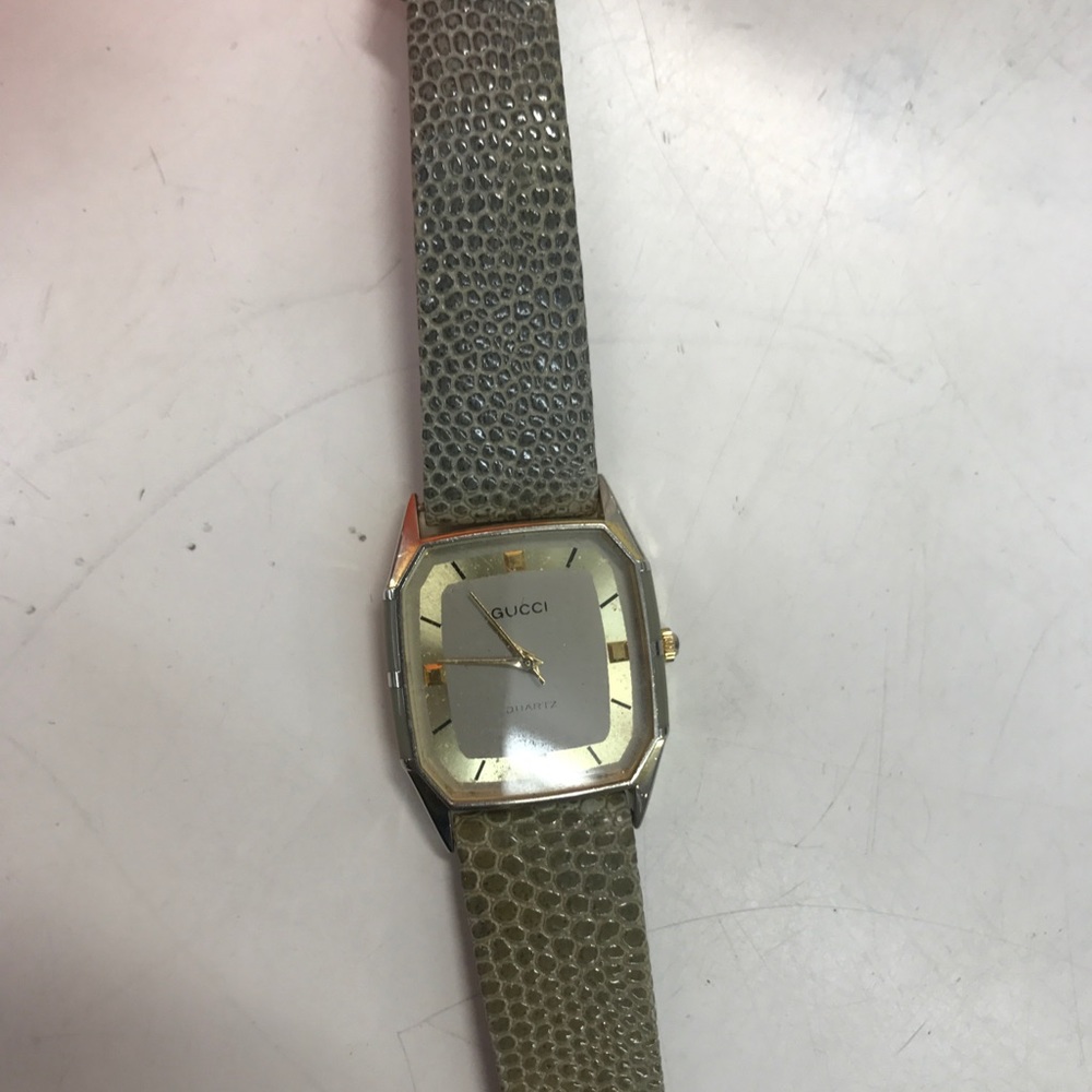 Gucci watch