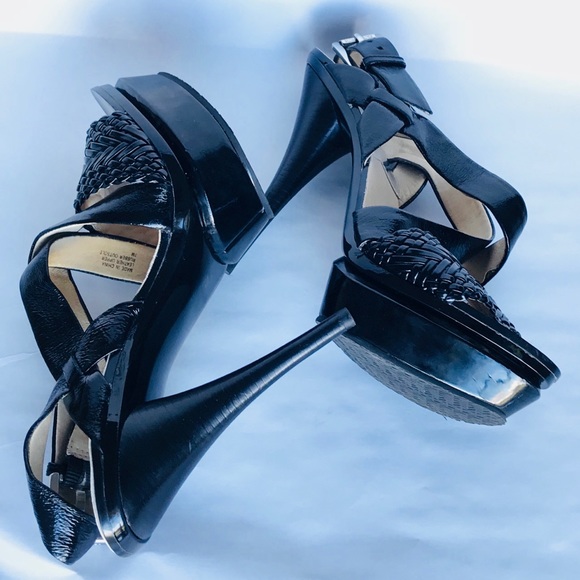 Michael Kors black high heels - Picture 3 of 7