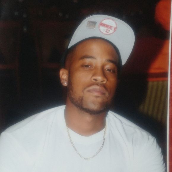 Meet your Posher, Justin - Picture 1 of 1