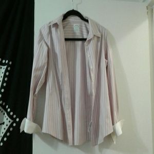 Pink crop-sleeve button down