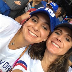 Meet your Posher, Paula