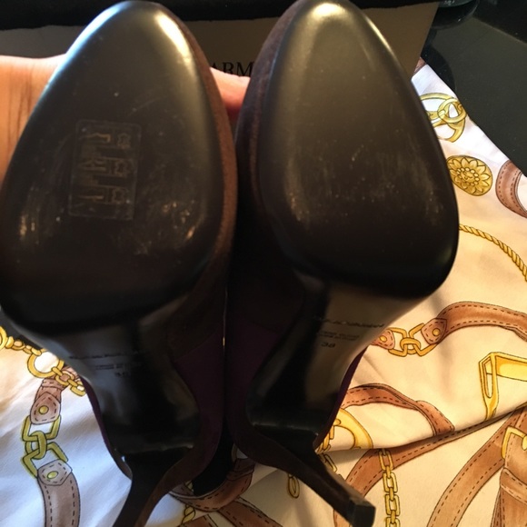 ✨NEW✨ Emporium Armani Peep-toe Suede Pumps - Picture 4 of 4