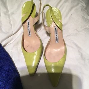 sling back classic pump