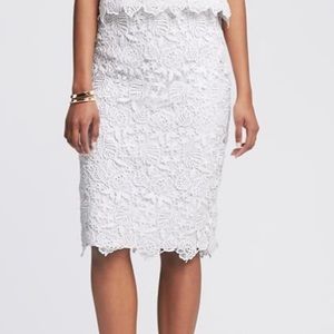Banana Republic White lace midi skirt