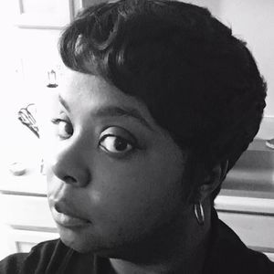 Meet your Posher, Yolanda