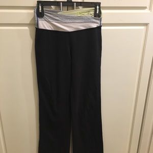 Lululemon yoga pants, size 4.